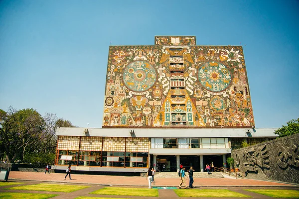 Central University City Campus of the Universidad Nacional Autonoma de Mexico Unam - UNESCO Világörökség része — Stock Fotó