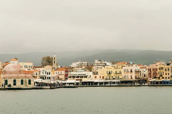 Chania Limanı. Tekneli güzel Venedik limanı — Stok fotoğraf