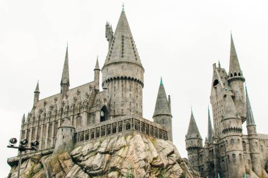Los Angeles, Usa - Aralık 2019 Hogwarts Şatosu, Universal Stüdyoları Hollywood 'daki Harry Potter Büyücü Dünyası