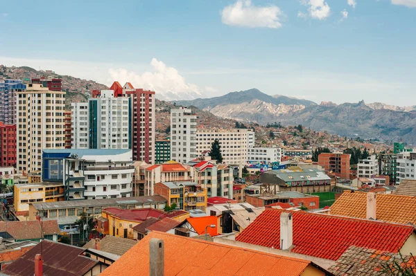 La Paz, Bolivia - Abril 2019 Paisaje urbano de La Paz en Bolivia —  Fotos de Stock