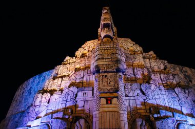 Meksika, Merida - Mayıs, 2019 Anıt Gece Anavatanı