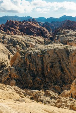 Yangın Kanyonu Silika Kubbesi 'nin panoramik görüntüsü.