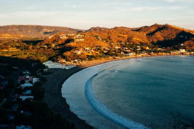 San Juan del sur Körfezi 'nin renkli panoramik manzarası, Nikaragua.