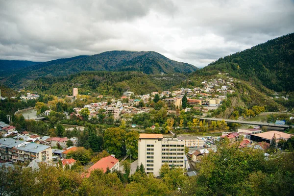 Stadt Borjomi Luftaufnahme Stadt Landschaft Borjomi Resort Stadt Süden Zentralgeorgiens — Stockfoto