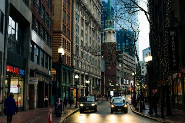 Boston, Massachusetts, ABD - Eylül, 2019 Bulutlu bir günde gökyüzü.