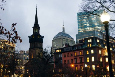 Boston, Massachusetts, ABD - Eylül, 2019 Bulutlu bir günde gökyüzü.