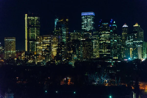 Calgary カナダ 12月 2019カルガリースカイラインの夜景 — ストック写真