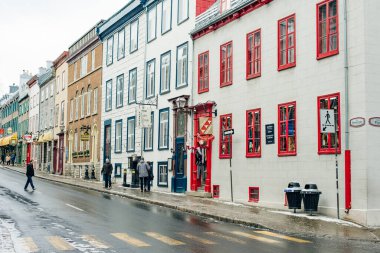 QUEBEC ŞEHRİ, CANADA - DEC, 2019 Quebec şehrinin antik mimarisi