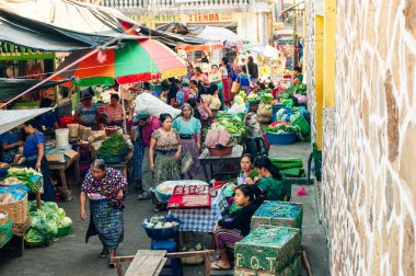 SAN PEDRO LA LAGUNA, GUATEMALA - Nisan 2019 San Pedro la Laguna şehri manzarası.