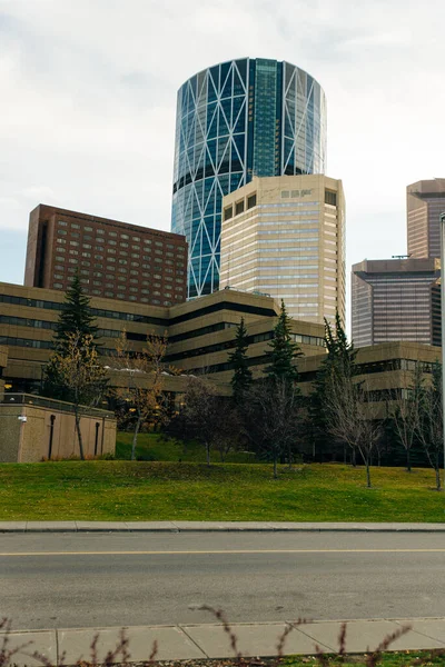 Uitzicht Calgary Centrum Centre Street Tonen Hoge Corporate Office Wolkenkrabbers — Stockfoto