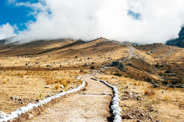 Trekking Laguna Huaraz Peru Dec 2019 Sentiero Sulla Cordigliera Blanca — Foto Stock