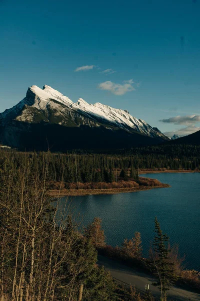 Paesaggio Invernale Innevato Nelle Montagne Rocciose Canadesi Mount Rundle Vermillion — Foto Stock