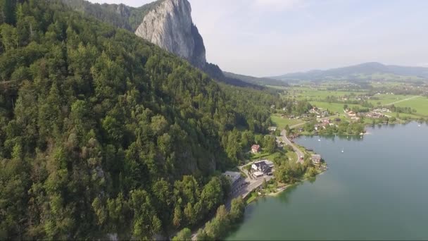 Luchtfoto, panorama Mondsee, Oostenrijk, Opper-Oostenrijk, — Stockvideo