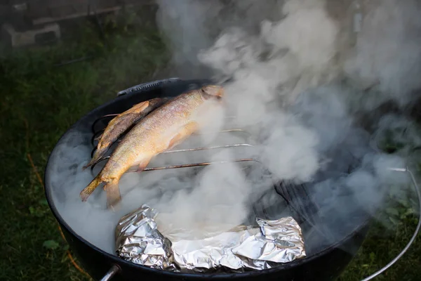Barbecue smoked fish on BBQ — Stock Photo, Image