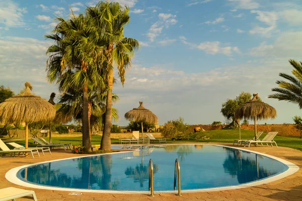 Mallorca - 30 Ağustos 2017: Balearic Islands Akdeniz Finca