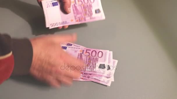 Számít Pénz Nagy Euro Bankjegyek Pénzt Fizet Vagy Fizetett Bankjegyek — Stock videók