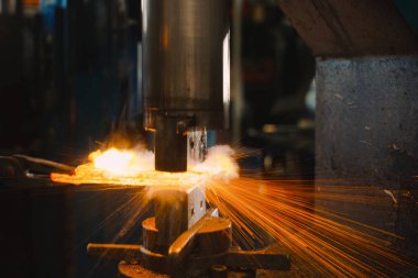 Anahtar Kilit Hizmetleri çalışma sıcak demir.