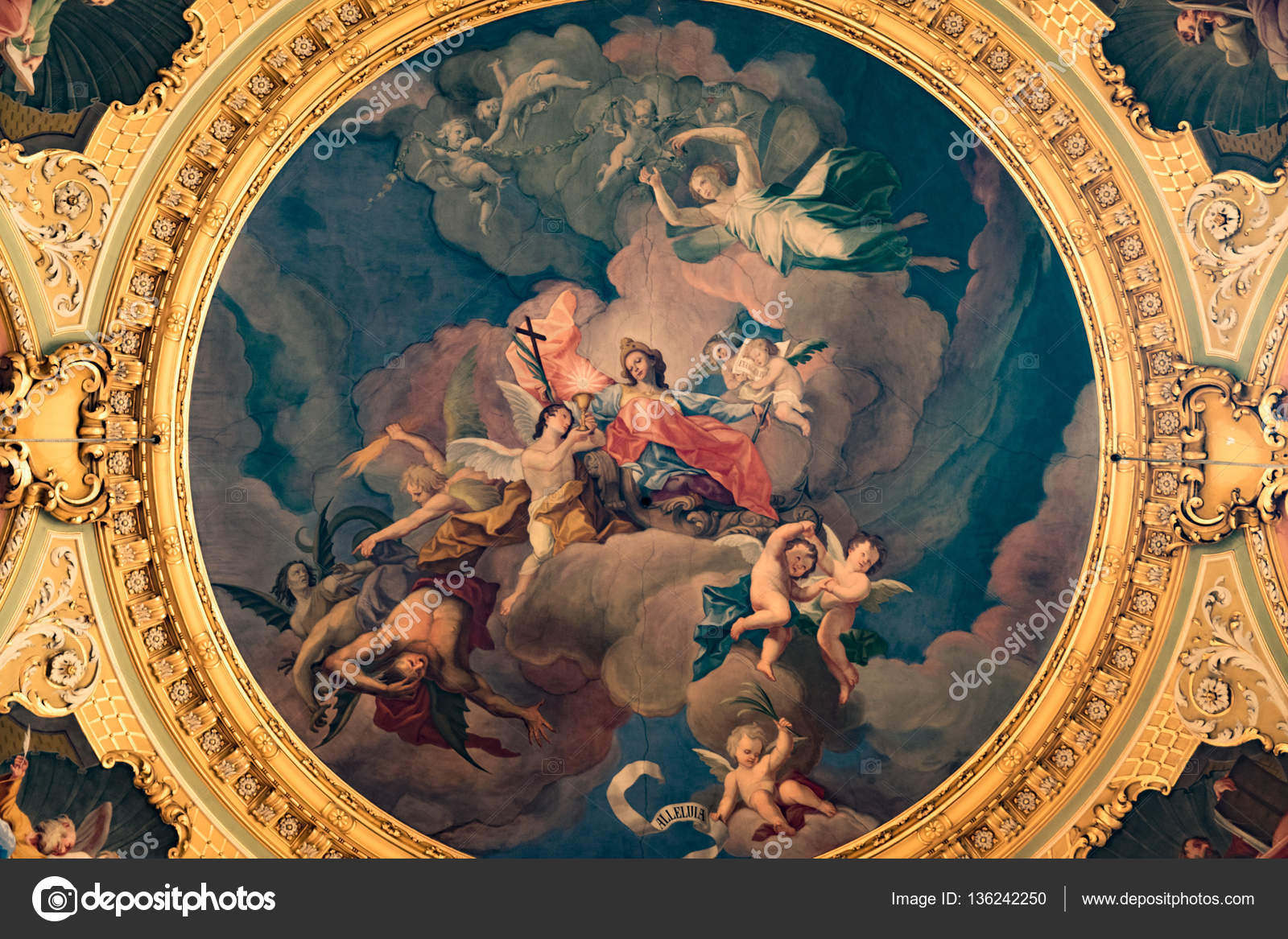 古代キリスト教の大聖堂の絵画装飾天井. — ストック編集用写真©Isaac74