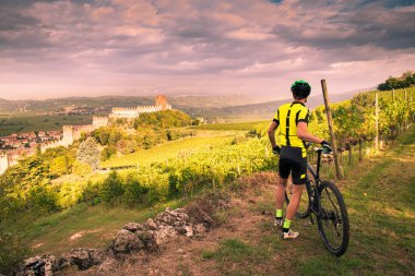 Bisikletçi Soave kale sayısı hayran.