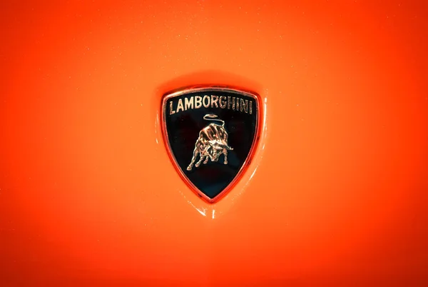 Lamborghini logo pokazuje byka lub Taurus — Zdjęcie stockowe