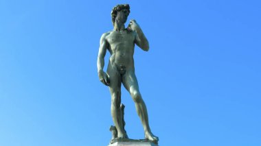 Michelangelo'nun David bir kopyasını yaptı bronz, Florence, İtalya.