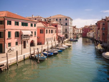 Chioggia, Venedik lagün karakteristik kanalda.