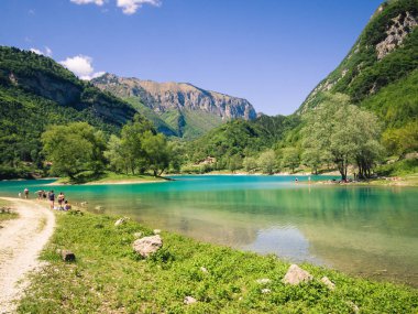 Göl İtalyan çevrili Tenno.