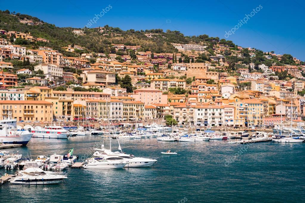 Porto Santo Stefano Dorf Skyline, italienische Reiseziel