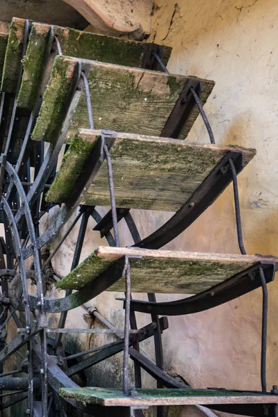 Wooden shovels of an old watermill. — Stock Photo, Image