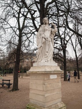 Lüksemburg Bahçeleri, en büyük publi içinde taş heykel