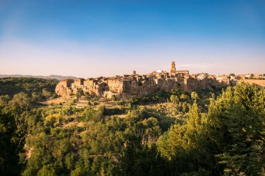 Pitigliano, bir kasaba bir tüf kayaya inşa çoğu beau biridir