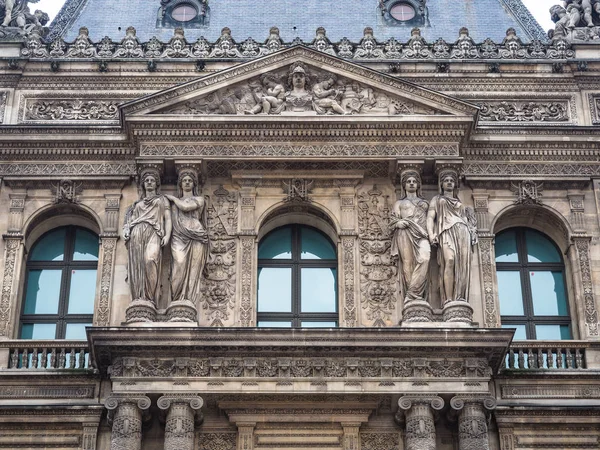 Detalhe da fachada de um dos edifícios que cercam a pousada — Fotografia de Stock