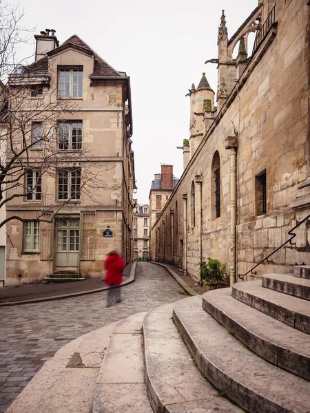 Callejón característico del barrio latino de París . —  Fotos de Stock