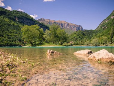 Göl İtalyan çevrili Tenno.