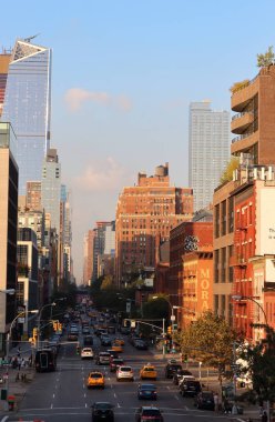 Manhattan, Nyc, Amerika Birleşik Devletleri - 18 Eylül 2017: Görünüm Manhattan'ın Batı Yakası ile onuncu avenue ve 30 ave arasında geçiş kalan bina 10 Hudson yard. Gökdelen 2016 yılında inşa edilmiş