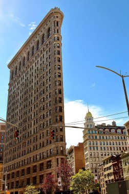 Manhattan, Nyc, Amerika Birleşik Devletleri - 22nd Eylül 2017: View Flatiron ilk olarak 1902 yılında, Fuller bina adlı inşaat, bir üçgen 22 katlı çelik landmarked 175 Fifth Avenue Manhattan, New York City borough içinde bulunduğu bina çerçeveli.
