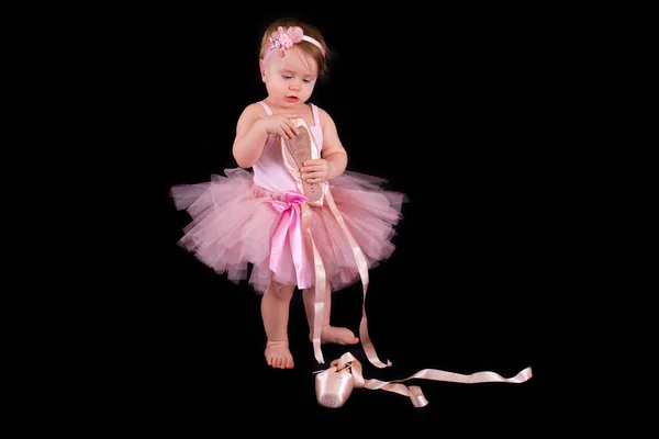 Kleine Ballerina in einem rosa — Stockfoto