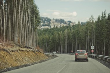 Kışın araba ile seyahat