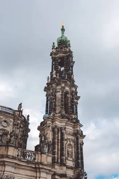 Starego miasta w Dreźnie. Gotycka wieża — Zdjęcie stockowe
