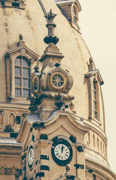 Готична архітектура Старий собор Фрауенкірхе, Дрезден — стокове фото