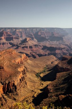 Pitoresk Grand Canyon ve Colorado Nehri Vadisi