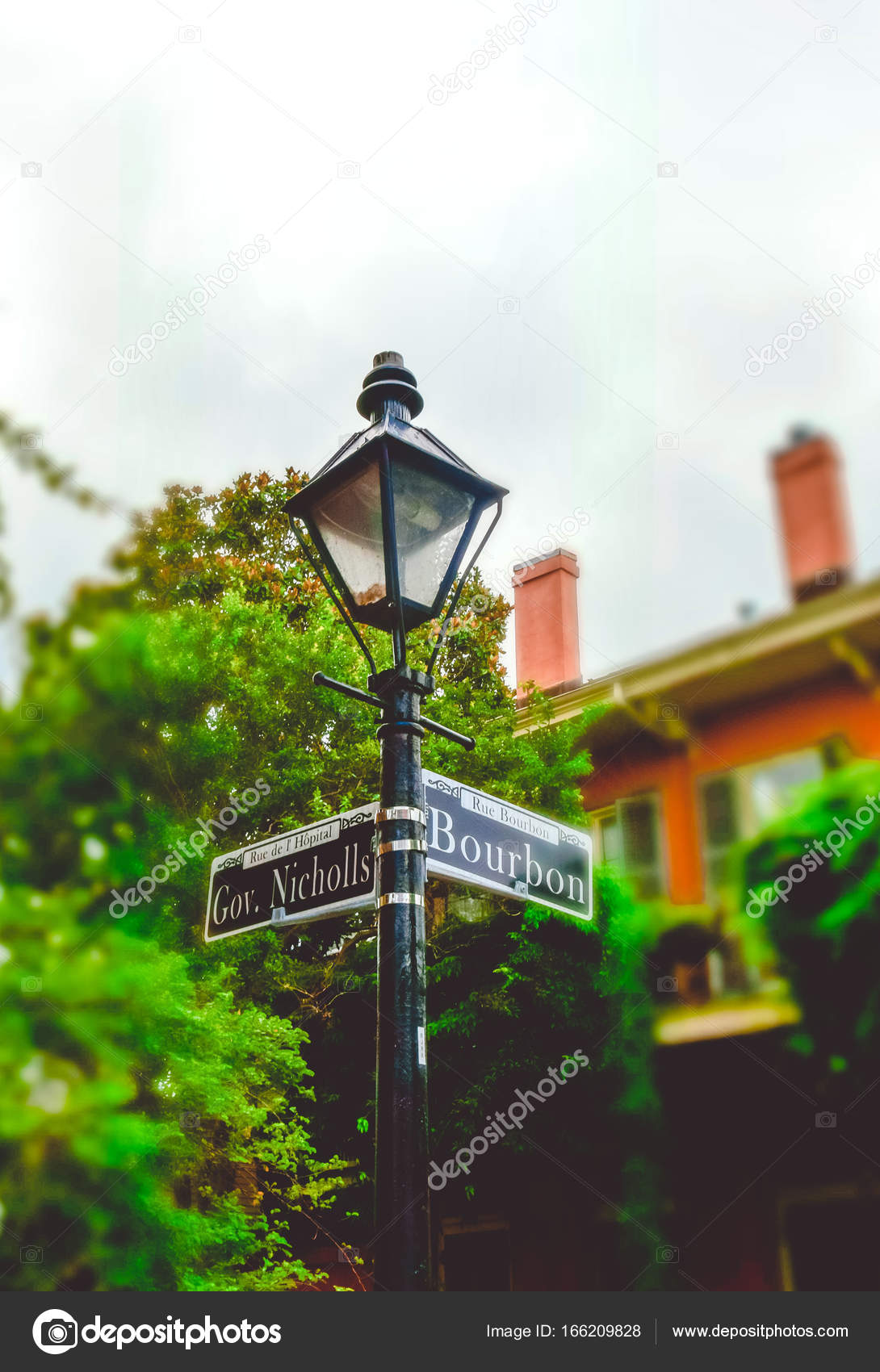 New Orleans Street Lamp