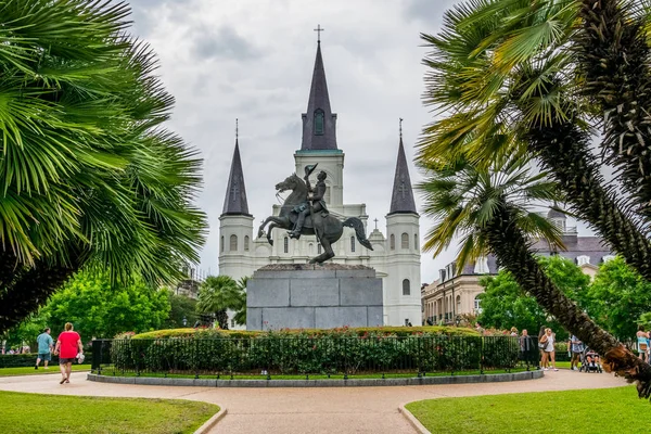 Собор Сент-Луїсі, знаменитого притягнення туриста Нового Орлеана — стокове фото