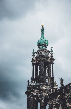 Dresden eski Gotik Lutheran Katedrali. Kilise spire