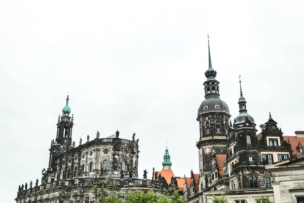 Hofkirche. Antigua catedral luterana en Dresde, Alemania. Antigua Catedral Luterana de Dresde, Alemania — Foto de Stock