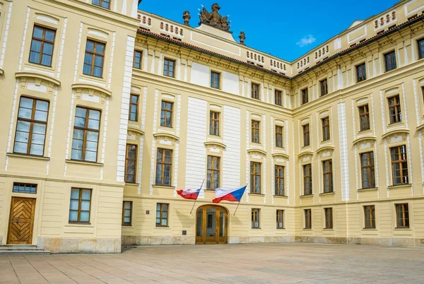 大統領宮殿でプラハ、チェコ共和国。都市の歴史的なロイヤル四半期 — ストック写真