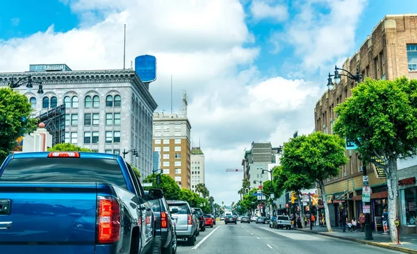 Κυκλοφορία στο Hollywood Boulevard, Λος Άντζελες, Καλιφόρνια — Φωτογραφία Αρχείου