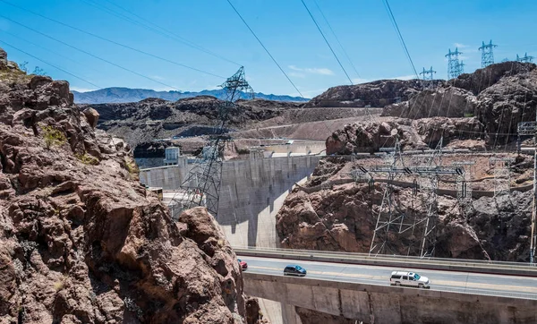 Konstruktionsstrukturen der Staudamm, Nevada. Panorama, Luftaufnahme — Stockfoto