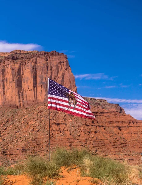 Yolculuk Abd Nin Güneybatısında Navajo Arizona Kayalar Bayrağı — Stok fotoğraf