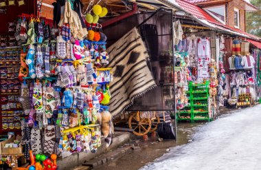 Parlak Ulusal Hediyelik eşya Yaremche, Doğu Avrupa, Ukrayna turist Hediyelik eşya pazarında